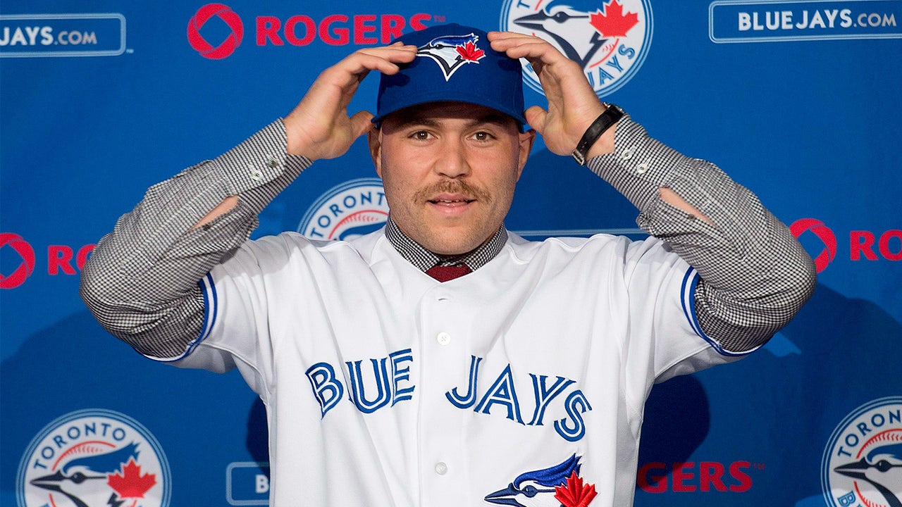 Blue Jays GM calls Russell Martin 'key to our offseason'